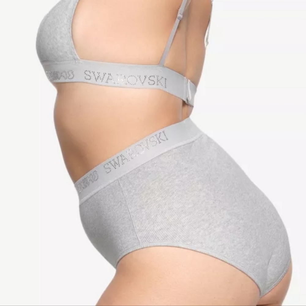 SKIMS x Swarovski stretch-cotton briefs - Picture 4 of 4